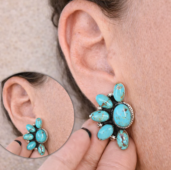 Oval drop earrings